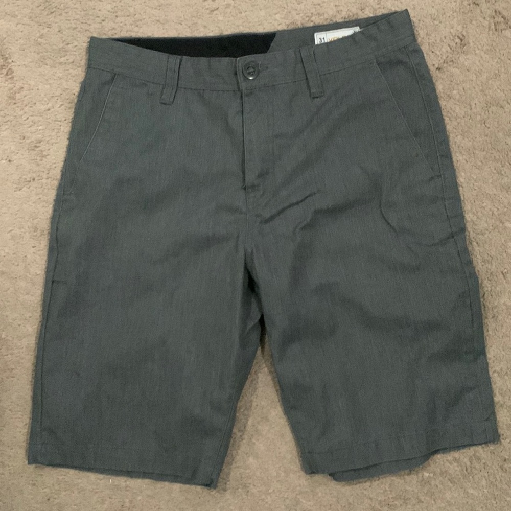Men volcom shorts